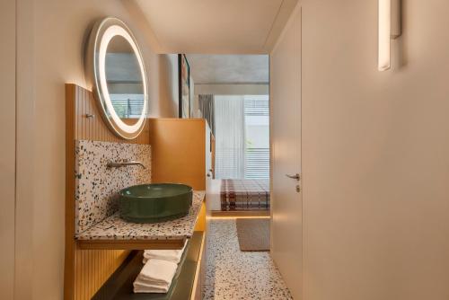 Dizengoff 99 by Isrotel Design - image 3