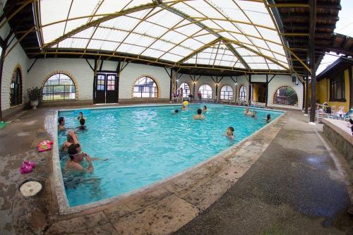 Swimming pool, Hotel y Hosteria Natabuela in Ibarra