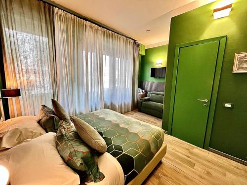 BOBOTEL Central Station SMN b&b