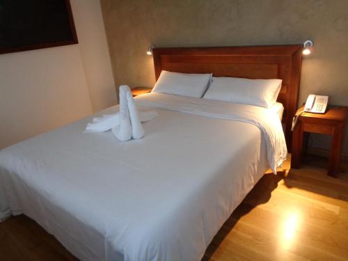 Hotel Villa De Betanzos Hotel Palacete Betanzos by XM HotelsComfort is a popular choice amongst travelers in La Coruna, whether exploring or just passing through. The hotel offers a high standard of service and amenities to 