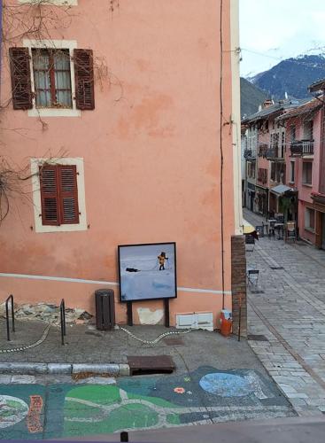 Charming bright apartment in Bourg-Saint-Maurice - image 2