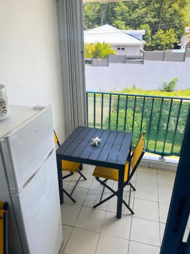 Balkons/terase, Studio accueillant au Diamant 26 m² avec balcon in Le Diamant