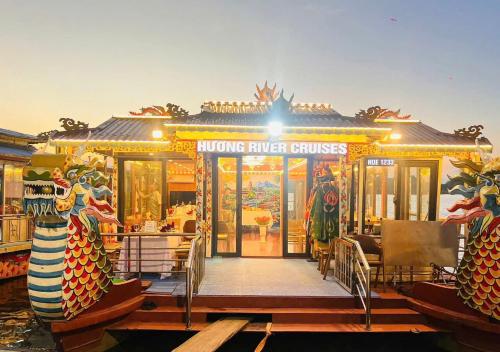 Share Hostel & Coffee in Hue