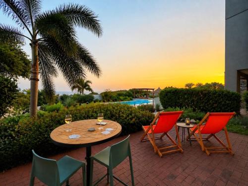 Elegant Resort Apartment Pool Near Top Beaches in Willibrordus