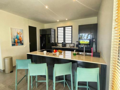 Elegant Resort Apartment Pool Near Top Beaches in Willibrordus