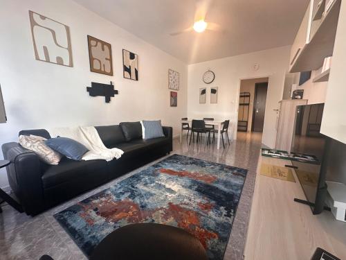 Lungomare Pescara Beachfront & City Center