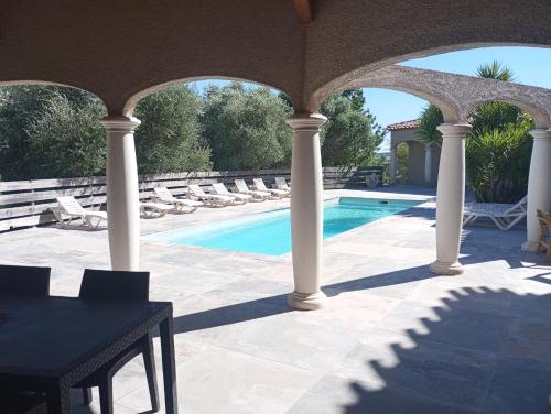 Bienvenue a l hacienda in Magalas