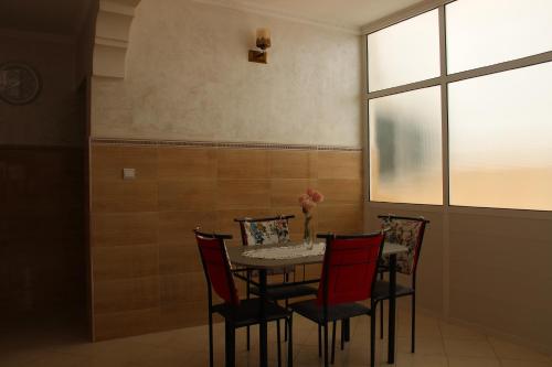 Appartement spacieux avec piscine in El Houda