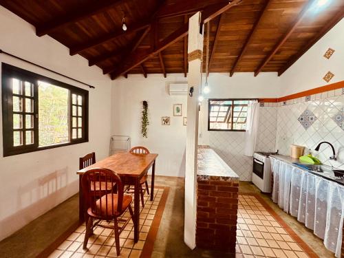 2 bedrooms, 4 beds