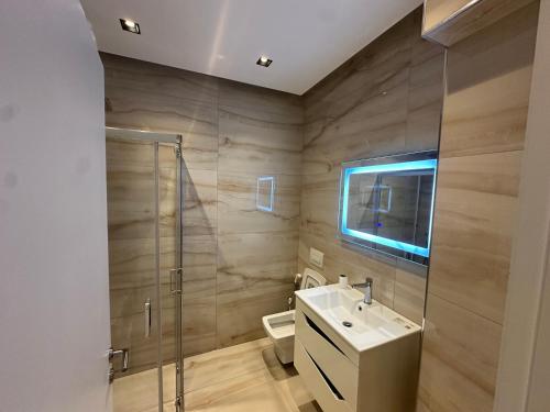 Apartamens shengjin 1 in シェンジン