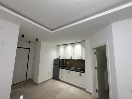 Apartamens shengjin 1 in シェンジン