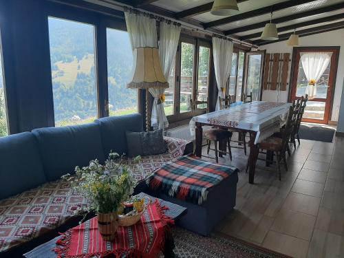 Casa dinApuseni in Scarisoara