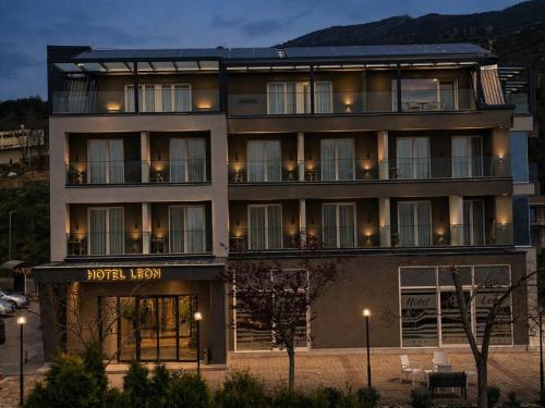 Hotel Leon in Debara
