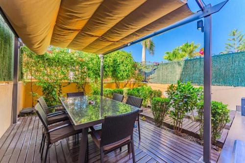 Cozy Apartment with garden in Palm Mar