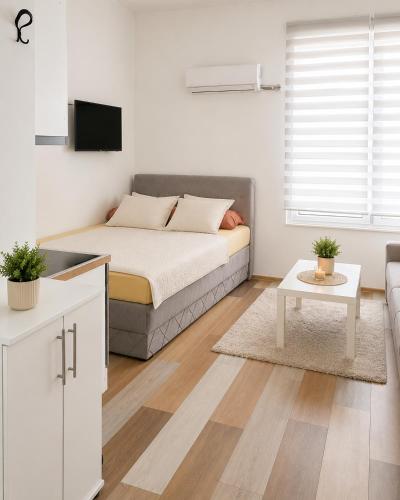 Prime Old Town Apartment - Central location