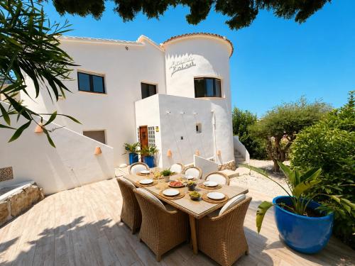 Magic Dream Seaview Villa Denia with 2 Pools, BBQ, Airco, Wifi 3