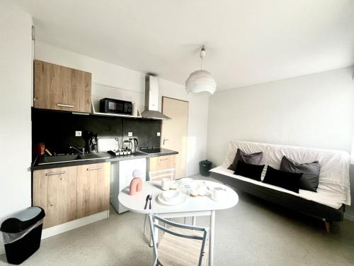 Cozy studio near Saint-Leu & Fac