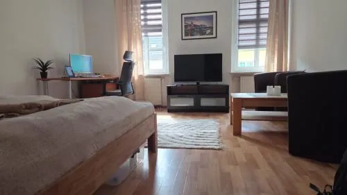 Stylische Flat3 mit französischem Balkon3 all-in 5G in Gera, Deutschland