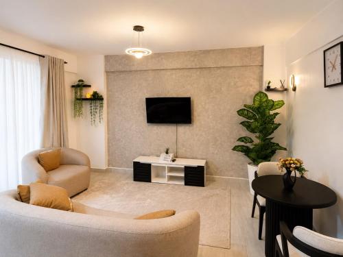 Leki Luxury Home in รูอากา