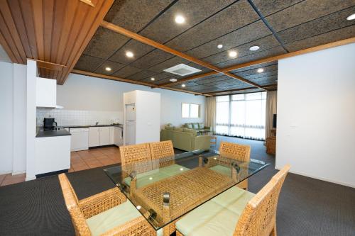 فندق وشقة فندقية بيلكونن واي (Belconnen Way Hotel & Serviced Apartments) in بلكونين