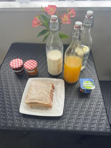 Quiet Boutique Generous Breakfast in Moutoa