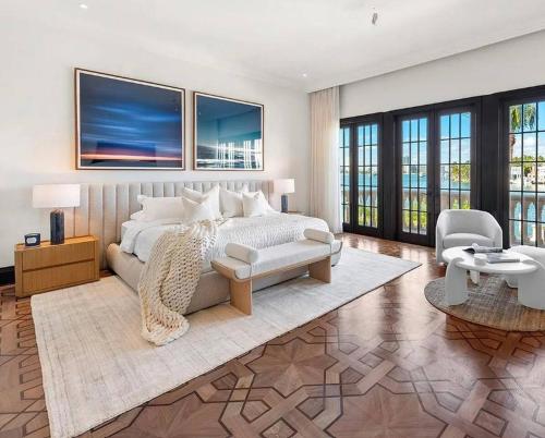 Elegant 6-Bedroom Villa with Private Pool in Isole Venetian Islands