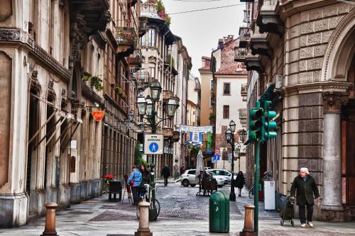 Flaneur, Turin
