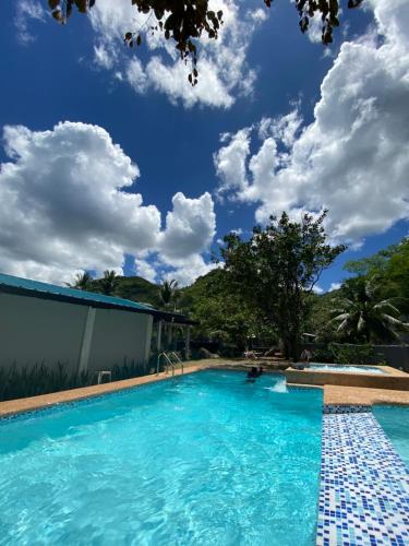 MacCreek in Macrohon