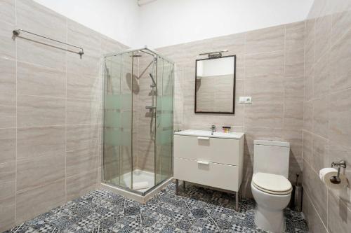 The Collection Barcelona - Comfortable and huge 5BD - 2BTH Rambla Catalunya - image 3