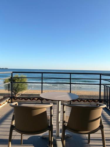 Instalaciones, Hotel Valencia in Hendaye