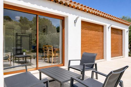Studio JK proche Cassis, terrasse - Location saisonnière - Roquevaire