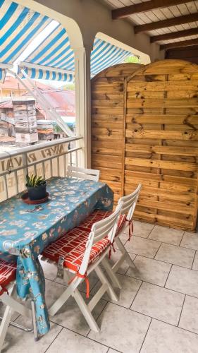 Balkon/terasa, Appartement accueillant à Bouillante de 54 m² (Appartement accueillant a Bouillante de 54 m²) in Bouillante