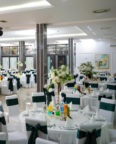 Drina Hotel in Біеліна