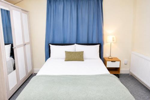 Valla Nook Serviced Room in Northampton Centre