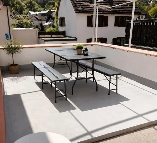 Odw Homes - Main Street - large Apartment with 3 Rooms - Free Parking - Terrace in Kunzenbach, Deutschland