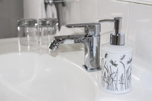 Wild Olive Guest House & Villa - image 3