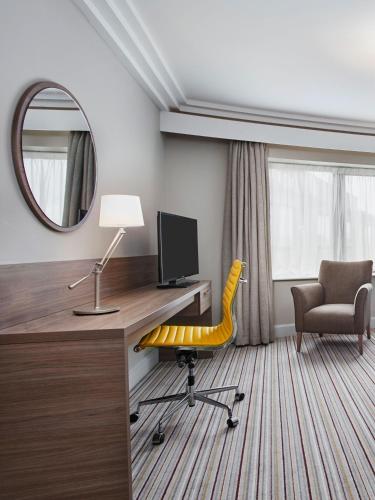 Jurys Inn Hinckley Island - image 6