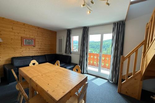 Risoul - Grand T4 duplex 8 pers Vue montagne