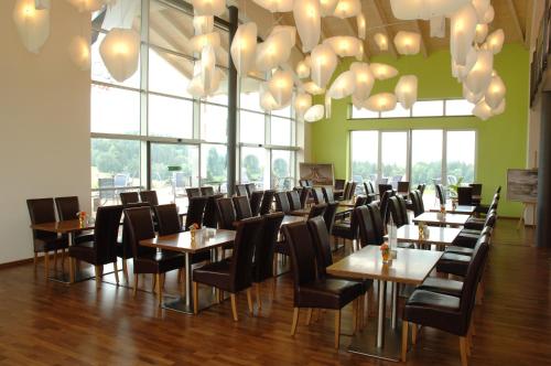 Restorāns, Hausboaty Ypsilon Golf Liberec in Mníšek
