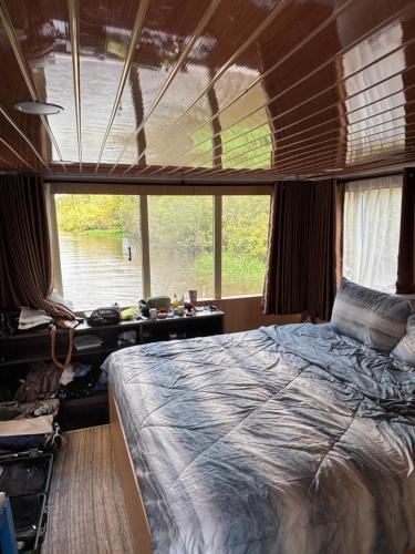 Orangutan Shankara Houseboat with 2 cabin - Sungai Sekonyer