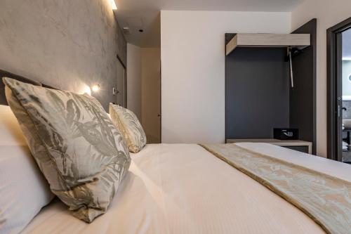 Corso 84 Luxury Suites 5