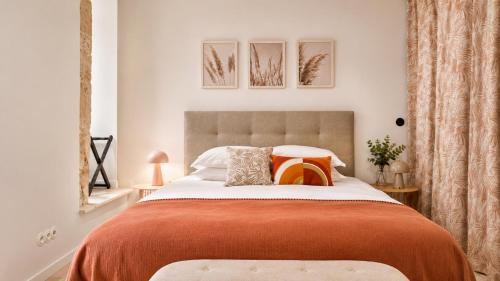 Elegant & Quiet Suite in Le Marais near Hôtel de Ville, Paříž