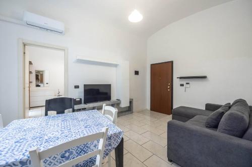 Maison Marisa, by Short Holidays