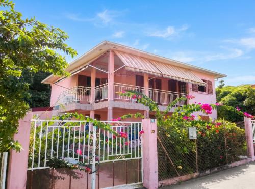 Appartement confortable à Les Trois-Îlets - 60 m² avec jardin - Location saisonnière - Les Trois-Îlets
