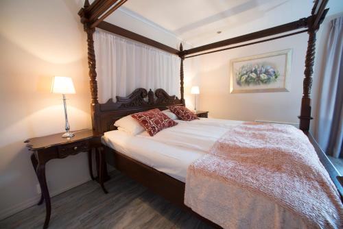 Home Hotel Park, Borge