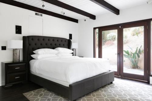 1007 - Hollywood Resort Villa Los Angeles (CA)