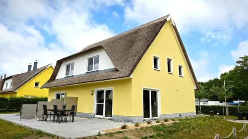 Wellenreiter 2 in Breege, Deutschland