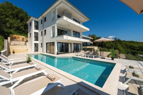 Viesnīcas āriene, Casa Meer an sea-view retreat with panoramic pool in Zagorje