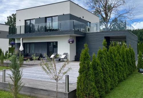 Kvissentali House · Kauda