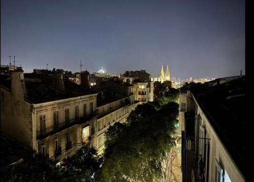 Appartement centre Marseille, lumineux avec couchers de soleil